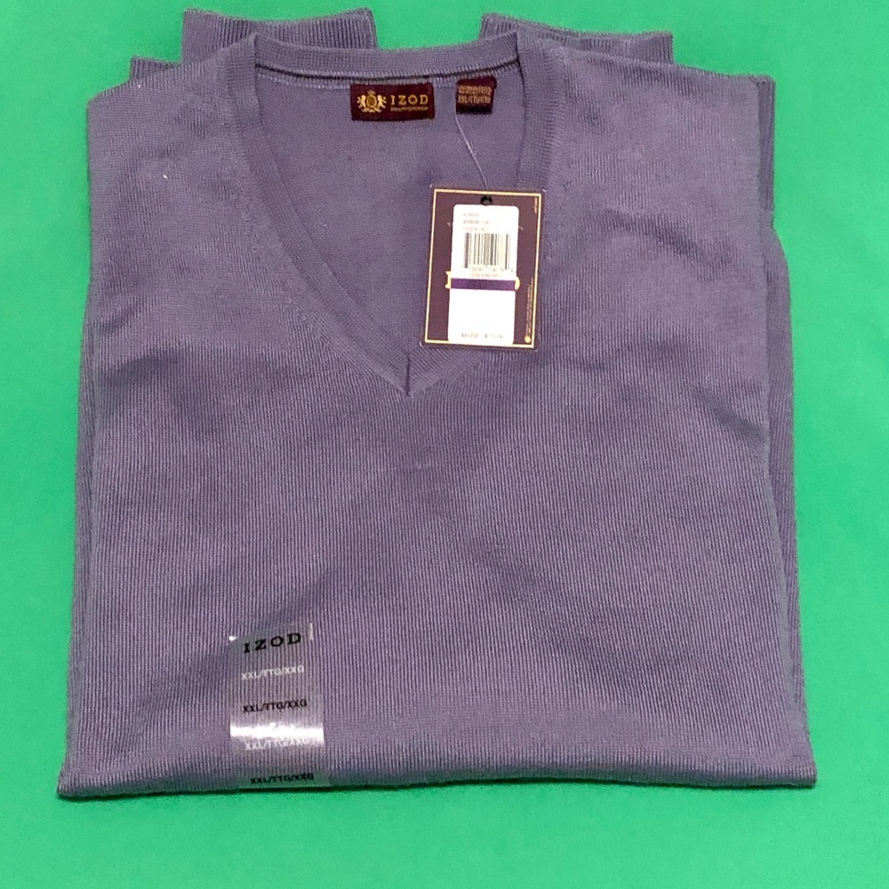 Izod - Soft Lavender - V-Neck Sweater NWT